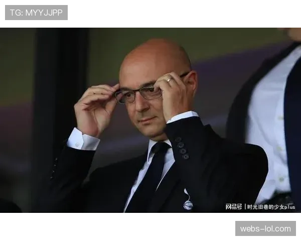 佛罗伦萨新体育主管帕拉蒂奇加盟，主导冬窗引援