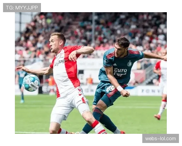 布雷斯特vs欧塞尔,阿若克脚后跟磕射创法甲赛季精彩瞬间 布雷斯特vs欧塞尔,阿若克脚后跟磕射创法甲赛季精彩瞬间